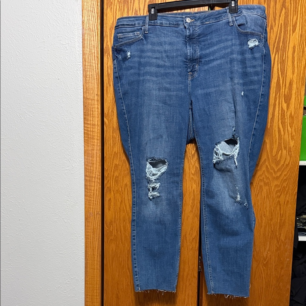 Old Navy Distressed Dark Blue Skinny Jeans